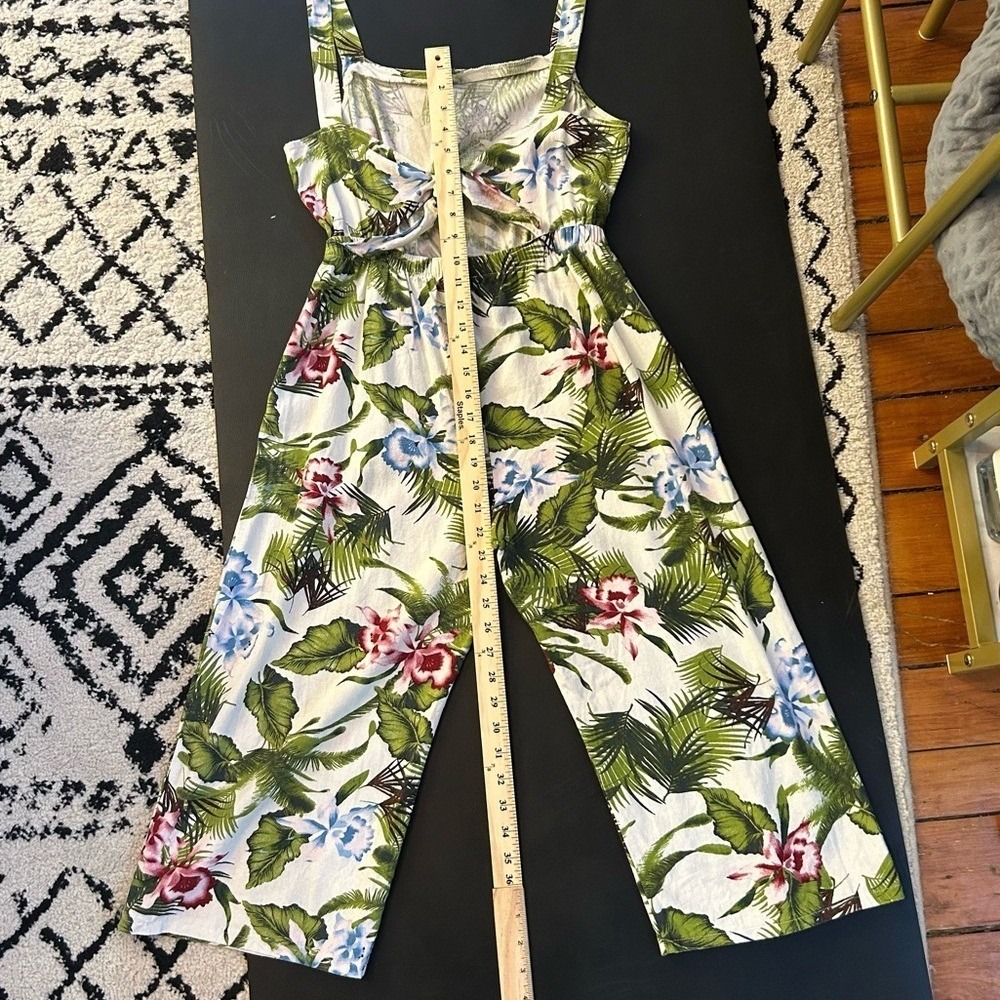 One Clothing Tropical Linen Blend Cropped Wide Leg Jumpsuit M Summer Vacation - Picture 10 of 10